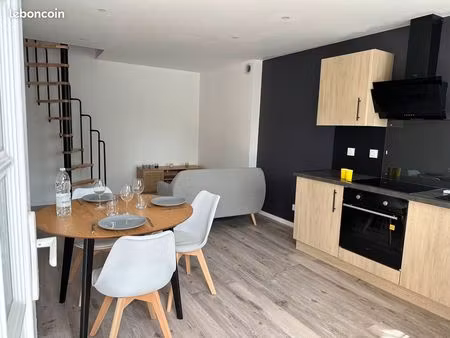maison de ville en duplex t2 [31 m2] meublé - clérac
