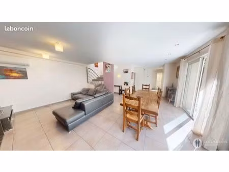 maison de ville 5 pièces 154 m²