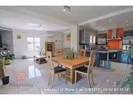 noves 13550: appartement t5 avec véranda et terrasse