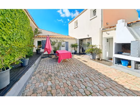 maison dompierre-sur-mer 79 m² t-4 à vendre  293 000 €