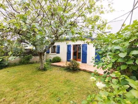 maison entre le bourg d'arzon et le golfe du morbihan