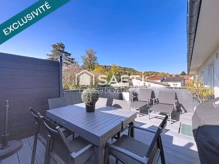 superbe appartement avec balcon et stationnement
