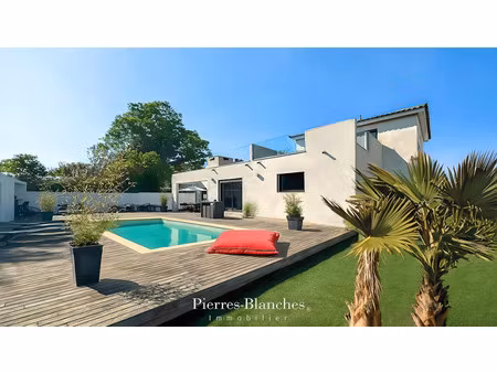 villa de luxe à vendre à béziers