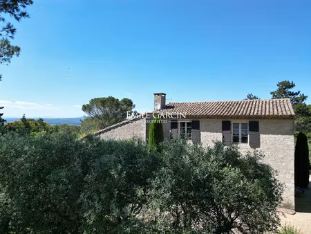 maison de luxe à vendre à saint-siffret