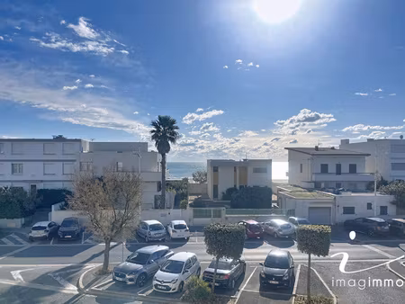 carnon ? charmant studio rénové avec vue mer et parking priv