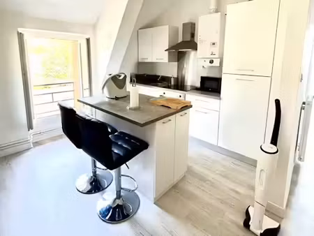 location appartement 3 pièces 80 m² à decazeville (12300)  650 €