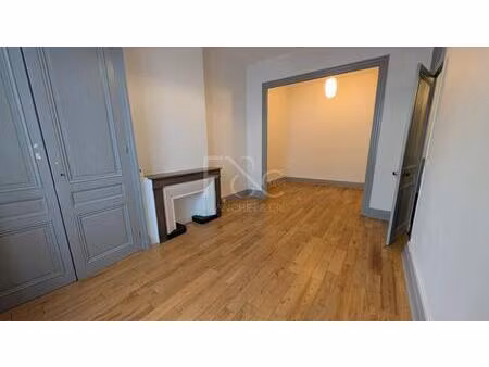 t1 bis de 44m² - cours vitton