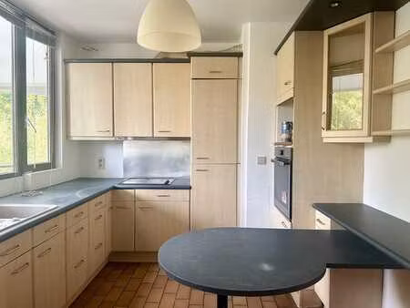 à louer triplex de 103 m² avec parking  boulevard d’herbatte
