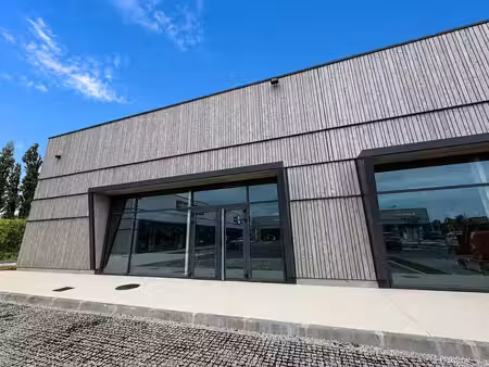 location commerce honfleur 14600 169m² à 1840m²