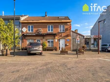 commerce avec appartement  salle des fêtes et jardin