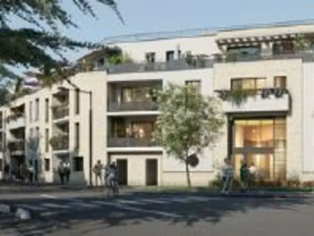 location commerce thiais 94320 373m²