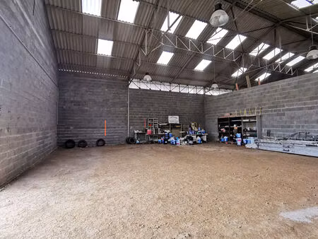 a louer entrepôt / local industriel à treillières 200 m2