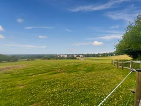 propriété d'élevage sur 20 hectares sans voisin