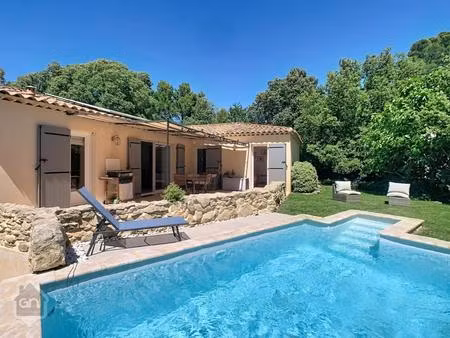 maison de plain pied avec jardin et piscine