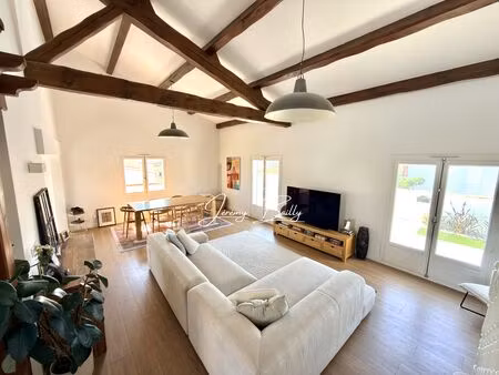maison de caractère rénovée avec piscine et t2 indépendant