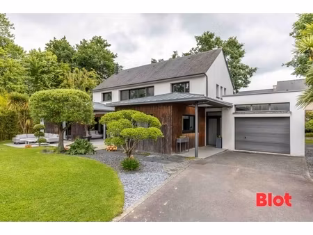 a vendre blot immobilier maison contemporaine type 8 - 245m² habitables - 5 chambres
