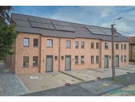 energiezuinige nieuwbouwwoning met zonrijke tuin