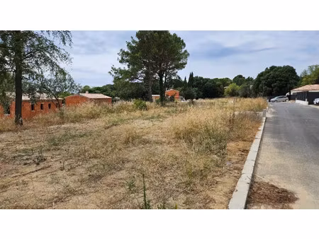 vente terrain 445 m² à cadenet (84160)  184 900 €