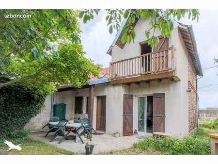 maison 4 pièces 79 m²