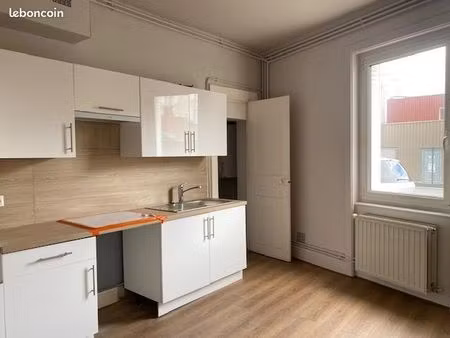 maison de ville 3 pièces 80 m²