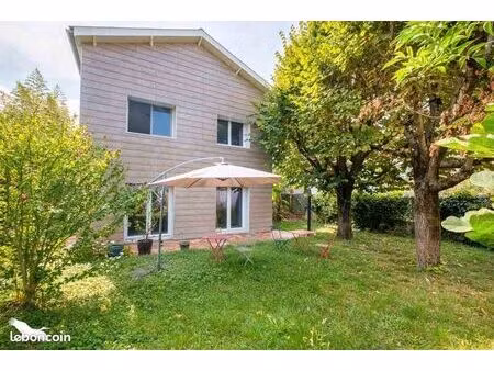 maison de ville 5 pièces 135 m²