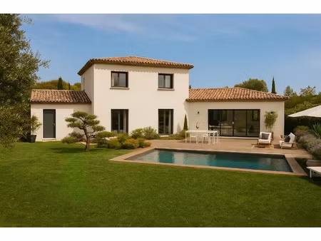 vente terrain 1685 m² à tourrettes (83440)  250 000 €