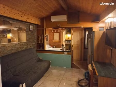 location chambre meublée avec entrée indépendante pour étudiant étudiante à 13 km de bayon