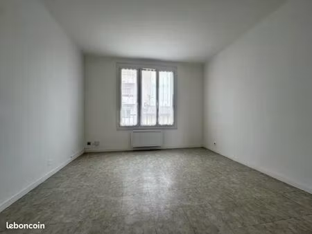 appartement 3 pièces 50 m²