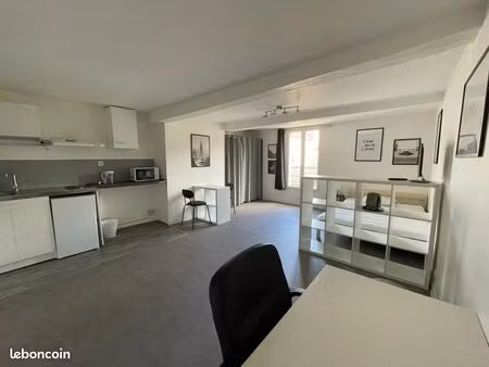 grand studio meublé chalons