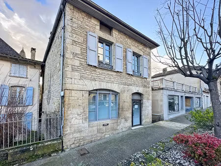 vente locaux professionnels 6 pièces 150 m² à caylus (82160)  129 500 €