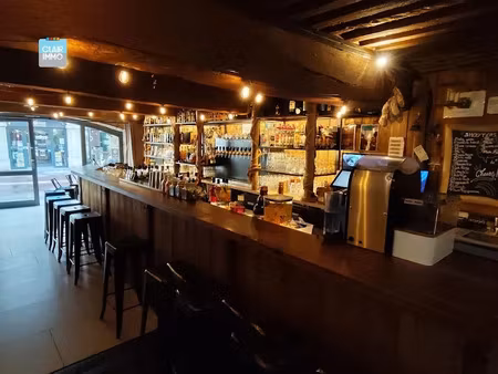 vente locaux professionnels 2 pièces 103 m² à macon (71000)  198 000 €