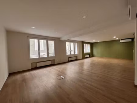 vente locaux professionnels 0 pièces 89.92 m² à sens (89100)  212 000 €