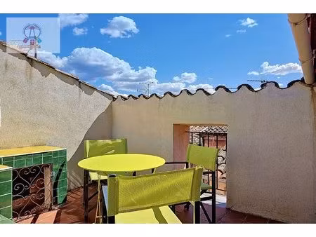 appartement duplex avec terrasse  grande remise et entrée indé