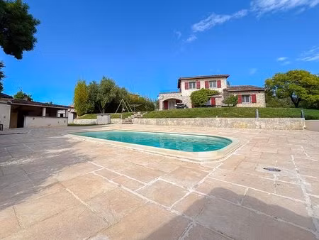 boisset-et-gaujac - maison en pierre 135 m² avec piscine chauffée sur environ 1 370 m²