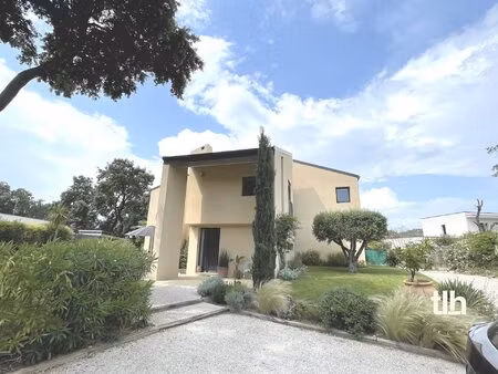 maison à vendre saint-geniès-des-mourgues