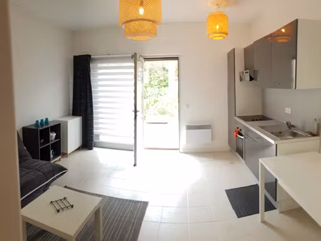 biot - studio meuble 23m2