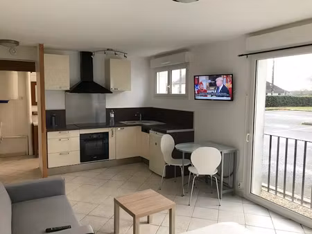 location meublée appartement 1 pièce 26.36 m² à montmorillon (86500)  395 €