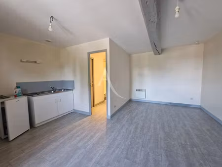 location appartement 1 pièce 26 m² à les alleuds (49320)  338 €