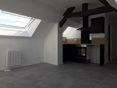 location appartement 1 pièce 20.97 m² à louviers (27400)  477 €