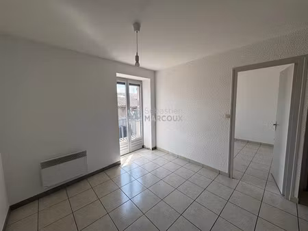 location appartement 2 pièces 27.62 m² à montbrison (42600)  350 €
