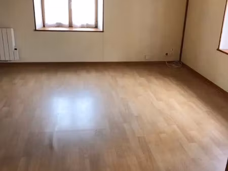 location appartement 3 pièces 69 m² à badevel (25490)  520 €