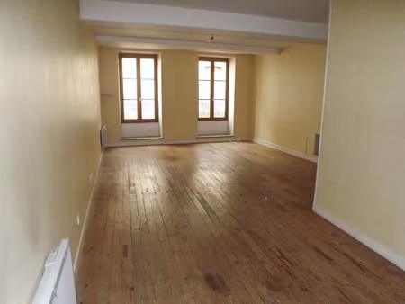 location appartement 2 pièces 70 m² à marcigny (71110)