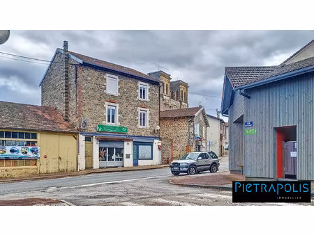 2 vitrines sur rue principale de cublize - local de 75m²