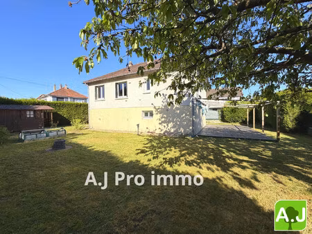 maison 2 chambres sur sous sol total