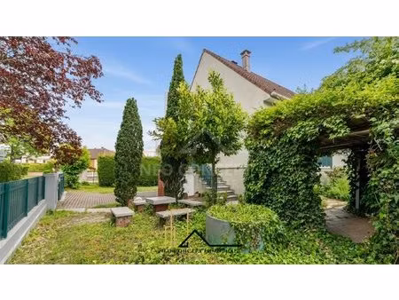 maison plain-pied à brumath – 3 pièces sur 506m² – chauffage bois et jardin calme