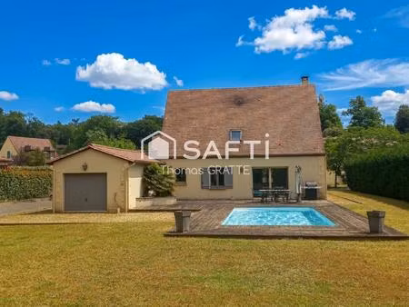 maison récente avec piscine près de sarlat