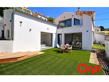 location maison  m² t-3 à marseille 7  3 500 €