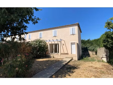 location maison  m² t-4 à saint-laurent-d'aigouze  1 019 €