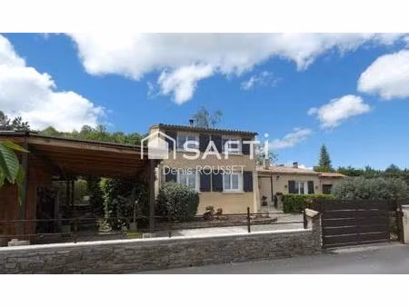 villa t6 de 180m² avec piscine  pool house  grand garage sur une parcelle de 1180m²