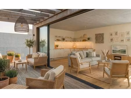 93 m² au total – 3 pièces + balcon + 2 parkings
